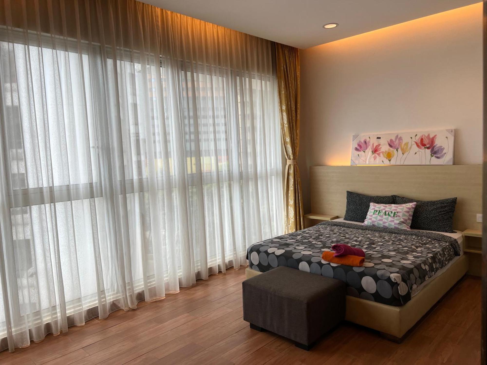 Regalia Suites 424 クアラルンプール エクステリア 写真