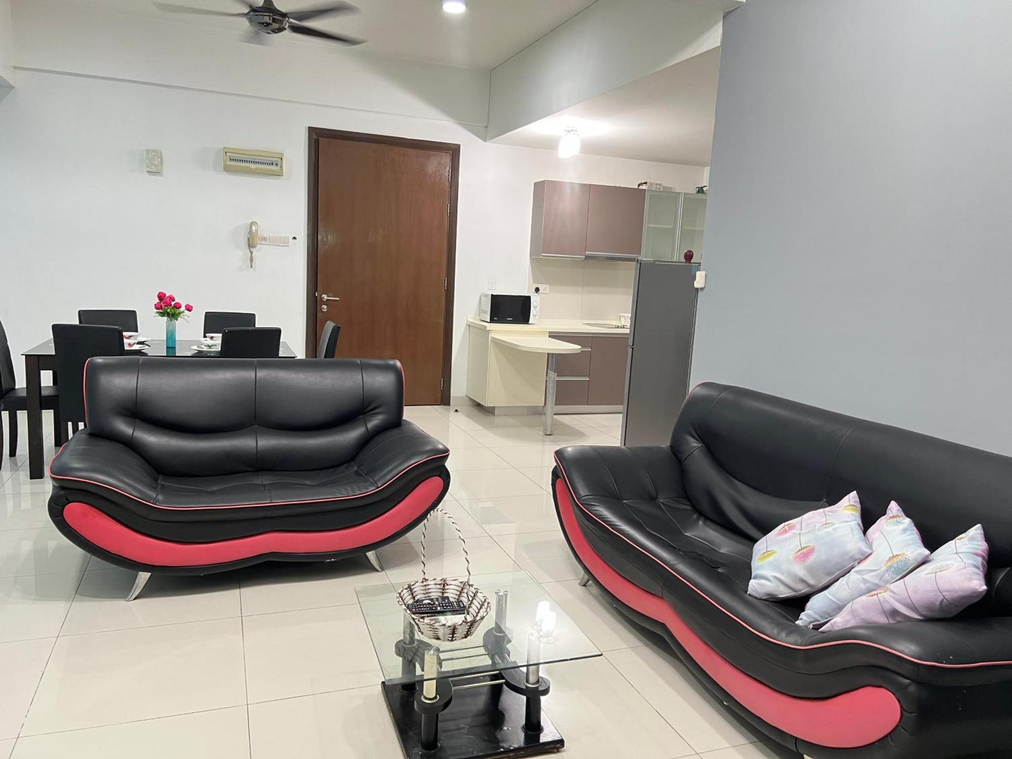 Regalia Suites 424 クアラルンプール エクステリア 写真